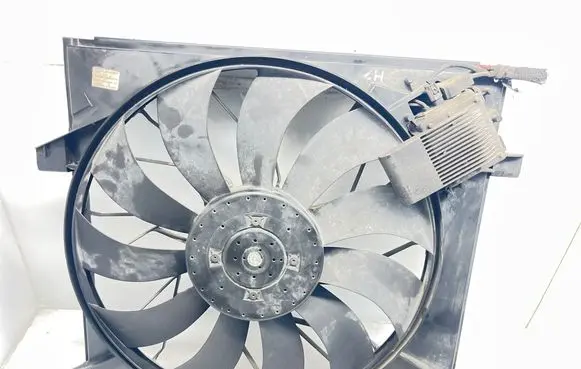 Mercedes-Benz ML W163 Electric radiator cooling fan A1635000093