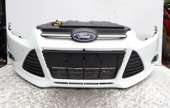Ford Focus Front bumper hjkl