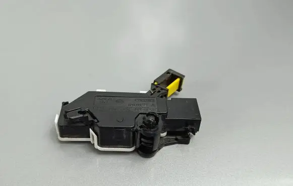 Nissan X-Trail T32 Other control units/modules 8200666173A