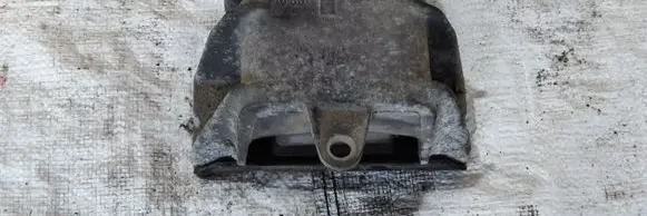 Skoda Octavia Mk2 (1Z) Engine mount bracket 1J0199555