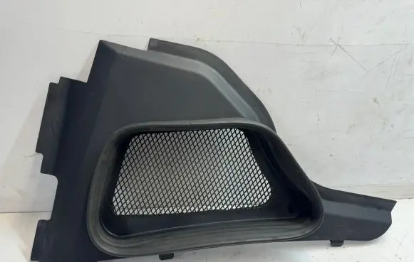 Mercedes-Benz GLS X166 Cabin air micro filter cap A1668300113
