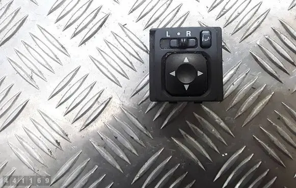 Citroen C-Crosser Wing mirror switch 183569