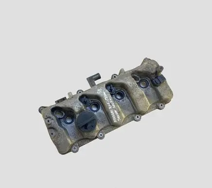 Hyundai Tucson JM Rocker cam cover