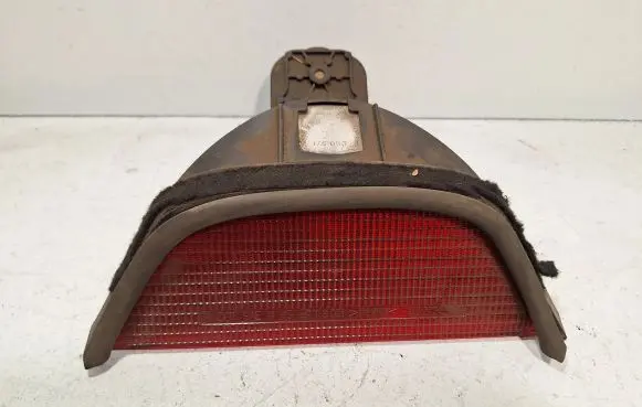 BMW 5 E39 Third/center stoplight 178053 8360568
