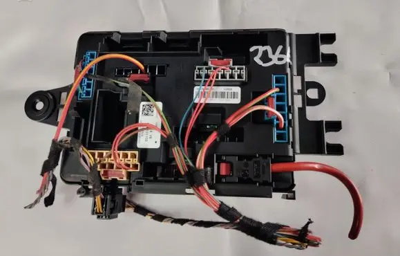 BMW 3 F30 F35 F31 Fuse module 926111102