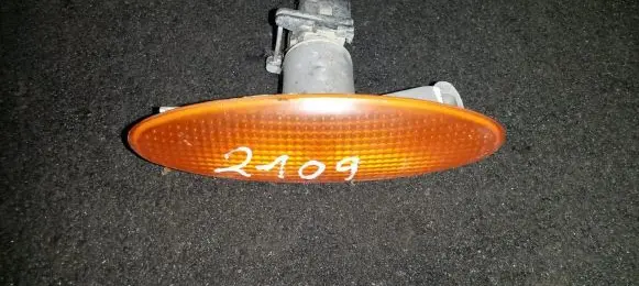 Ford Escort Front fender indicator light