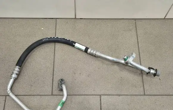 Hyundai i30 Air conditioning (A/C) pipe/hose 97762A6450
