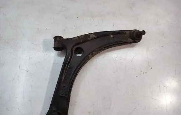 Peugeot 4007 Front control arm