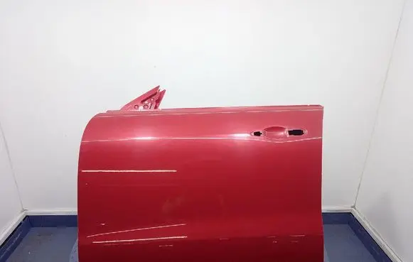 Maserati Levante Front door 