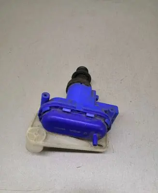 Audi 80 90 S2 B4 Central locking vacuum pump 893862153C
