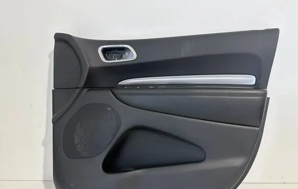 Dodge Durango III Front door card panel trim 62015814 11657517 62015822