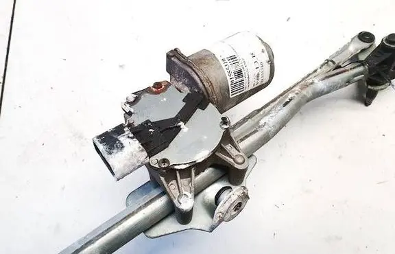 Skoda Fabia Mk2 (5J) Wiper motor
