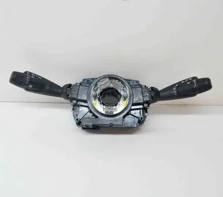 Volvo XC40 Indicator stalk 32275368