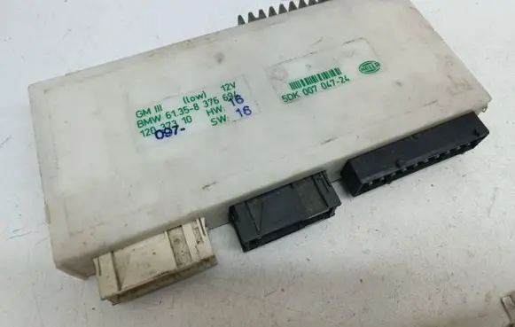 BMW 5 E39 Comfort/convenience module 61358376694 12037310 5DK00704724