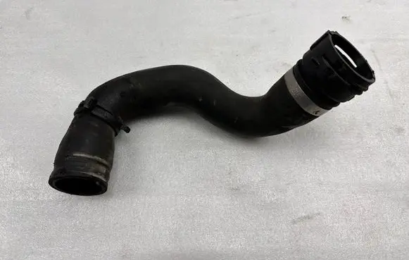 Audi Q7 4M Engine coolant pipe/hose 4H0121101AD 4H0121101