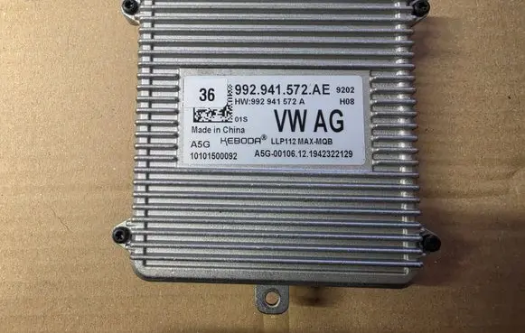Volkswagen Tiguan LED ballast control module 992941572AE