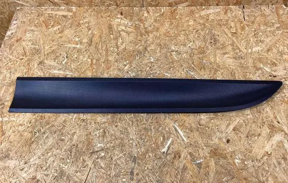 Porsche Macan (95B) Front door trim (molding) 95b837889f 95B898561 95B898561OK1