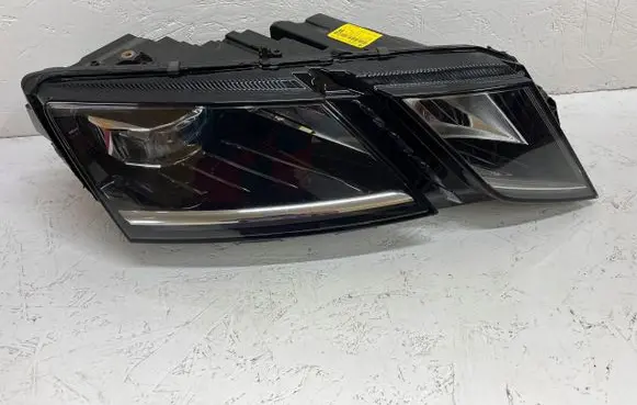 Skoda Octavia Mk3 (5E) Headlight/headlamp 5E1941016F