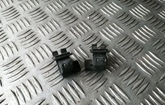 Audi A6 S6 C5 4B Windshield washer spray nozzle 4B0955988 4B0955987