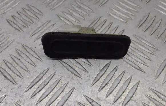 Citroen C2 Tailgate/boot open switch button 