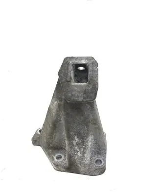 BMW 5 F10 F11 Engine mounting bracket 6777621
