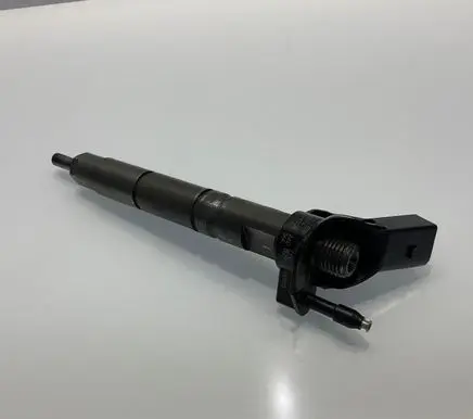 Mercedes-Benz E W211 Fuel injector A6420701387 6420701387