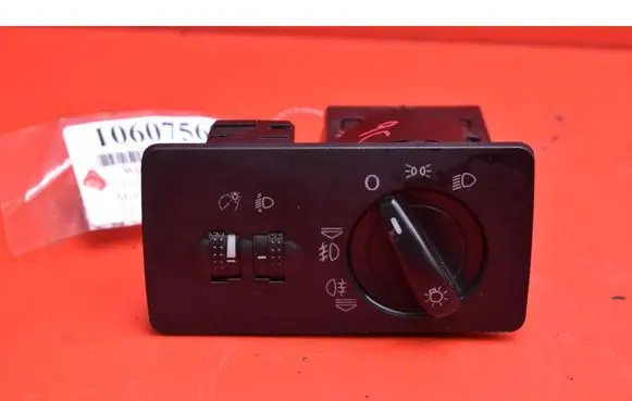 Skoda Fabia Mk2 (5J) Light switch 6Y1941531N