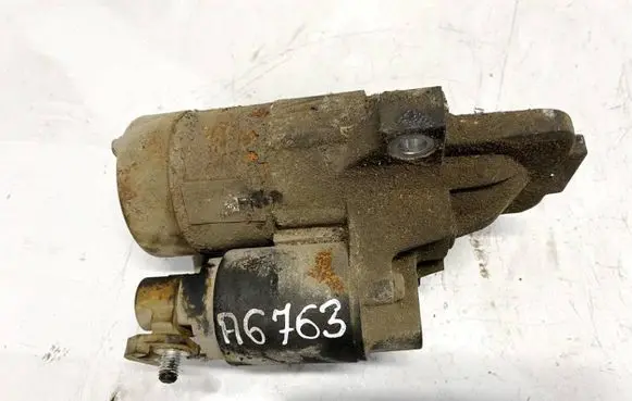 Mazda 5 Starter motor M000T90981 L813