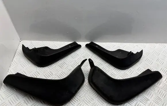Nissan Juke I F15 Mudguards set KE788BV587