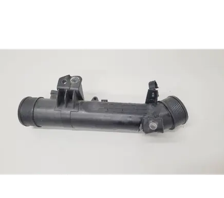 Intercooler hose/pipe