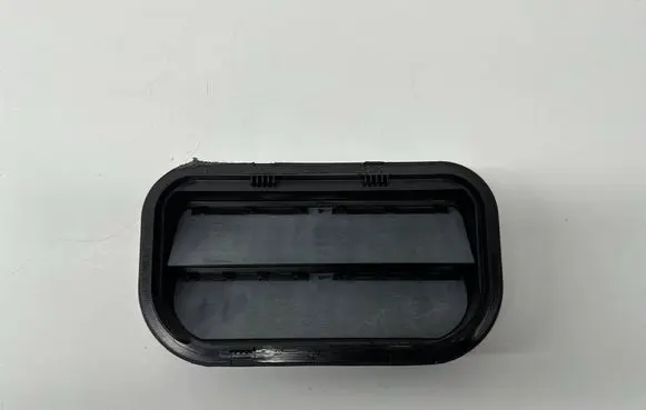 Ford Mustang VII Quarter panel pressure vent 3C3A54280B62