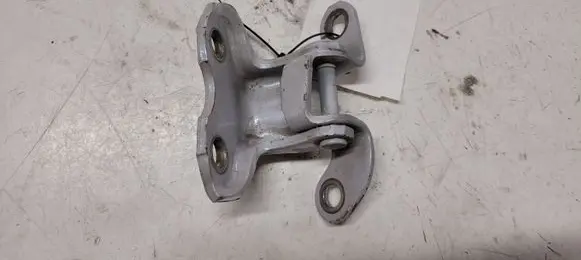 Lexus IS 220D-250-350 Front door upper hinge