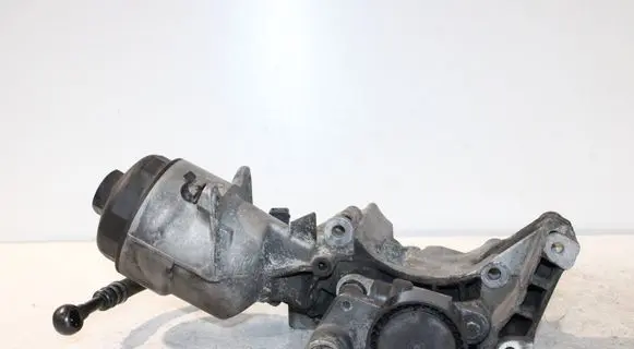 BMW 5 E60 E61 Oil filter mounting bracket 1713838