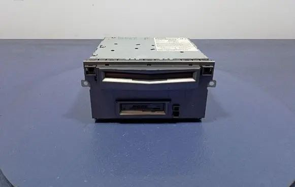 Nissan Maxima A34 Radio/CD/DVD/GPS head unit 28188ZA31A