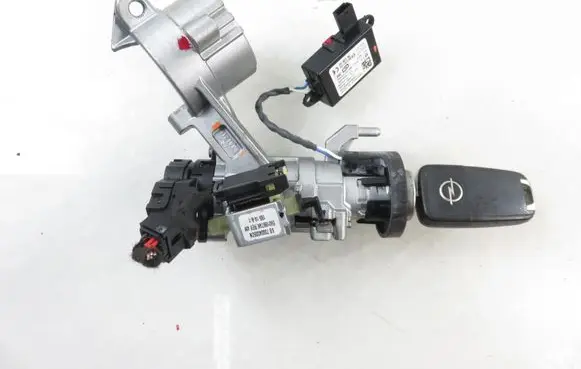 Opel Mokka Ignition lock 4121694