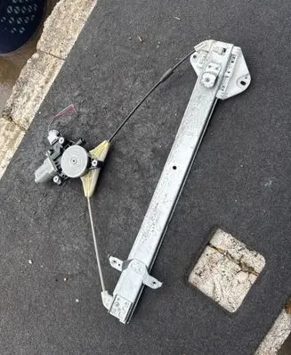 Subaru Outback Rear door window regulator with motor 11112814