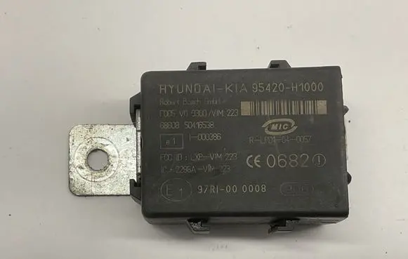 Hyundai Santa Fe Immobilizer control unit/module 95420H1000 50416538 97RI000008