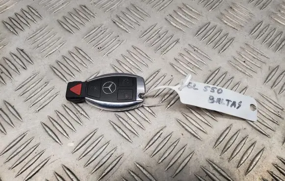 Mercedes-Benz GL X166 Ignition key/card 