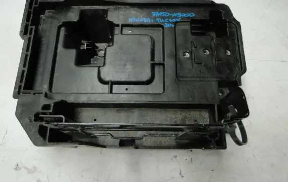 Hyundai Equus LZ Battery box tray 37150-N9000