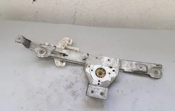 Dodge Caliber Rear window lifting mechanism without motor 05074233AA