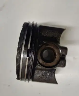 Mercedes-Benz E W238 Piston 082318