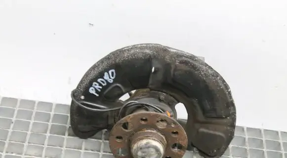 Mercedes-Benz E W212 Front wheel hub