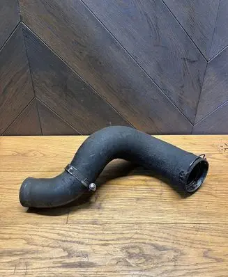 Opel Vivaro Engine coolant pipe/hose
