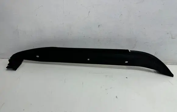 Porsche Macan (95B) Fender end trim 95B854777B