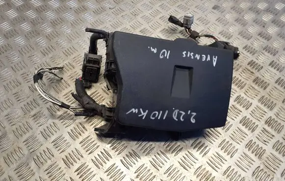 Toyota Avensis T270 Fuse box set