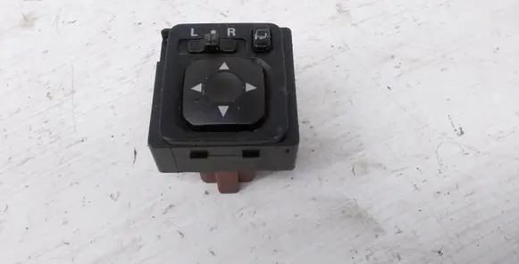 Mitsubishi Grandis Wing mirror switch 183569