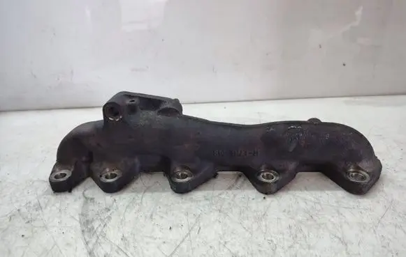 KIA Sorento Exhaust manifold
