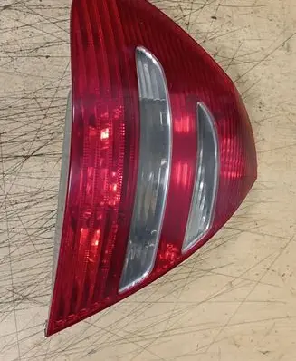 Mercedes-Benz E W211 Rear/tail lights A2118200364
