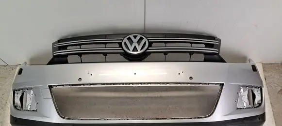 Volkswagen Tiguan Front bumper 5N0807221K Z2439