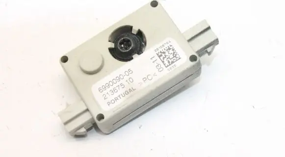 BMW 3 E92 E93 Aerial antenna filter 699009005